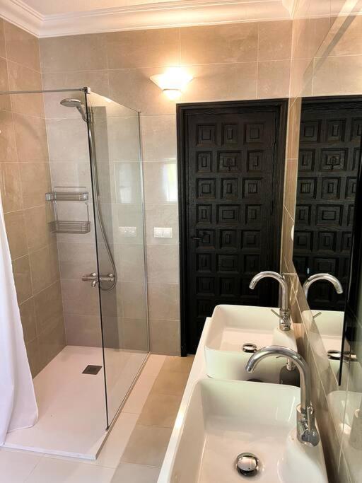 מארבלה Villa Santa Cristina Cerca Del Mar מראה חיצוני תמונה